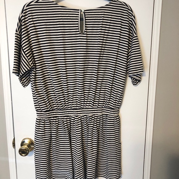 2 rompers, with pockets, black and white striped + black - Picture 3 of 4